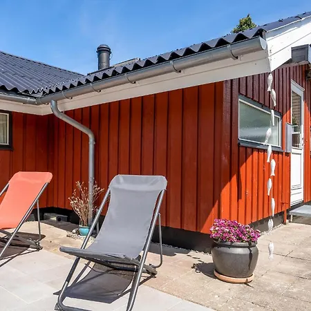 펜션 Three-bedroom In *